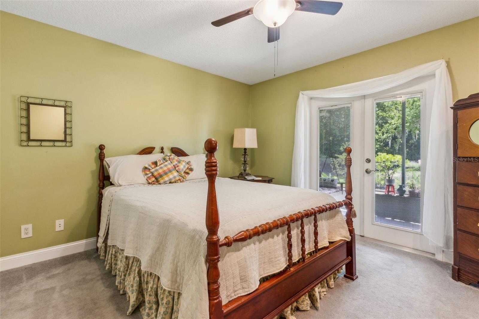 Image 36 of 67 For 166 Mount Royal Avenue