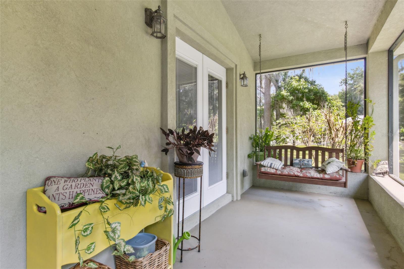 Image 46 of 67 For 166 Mount Royal Avenue