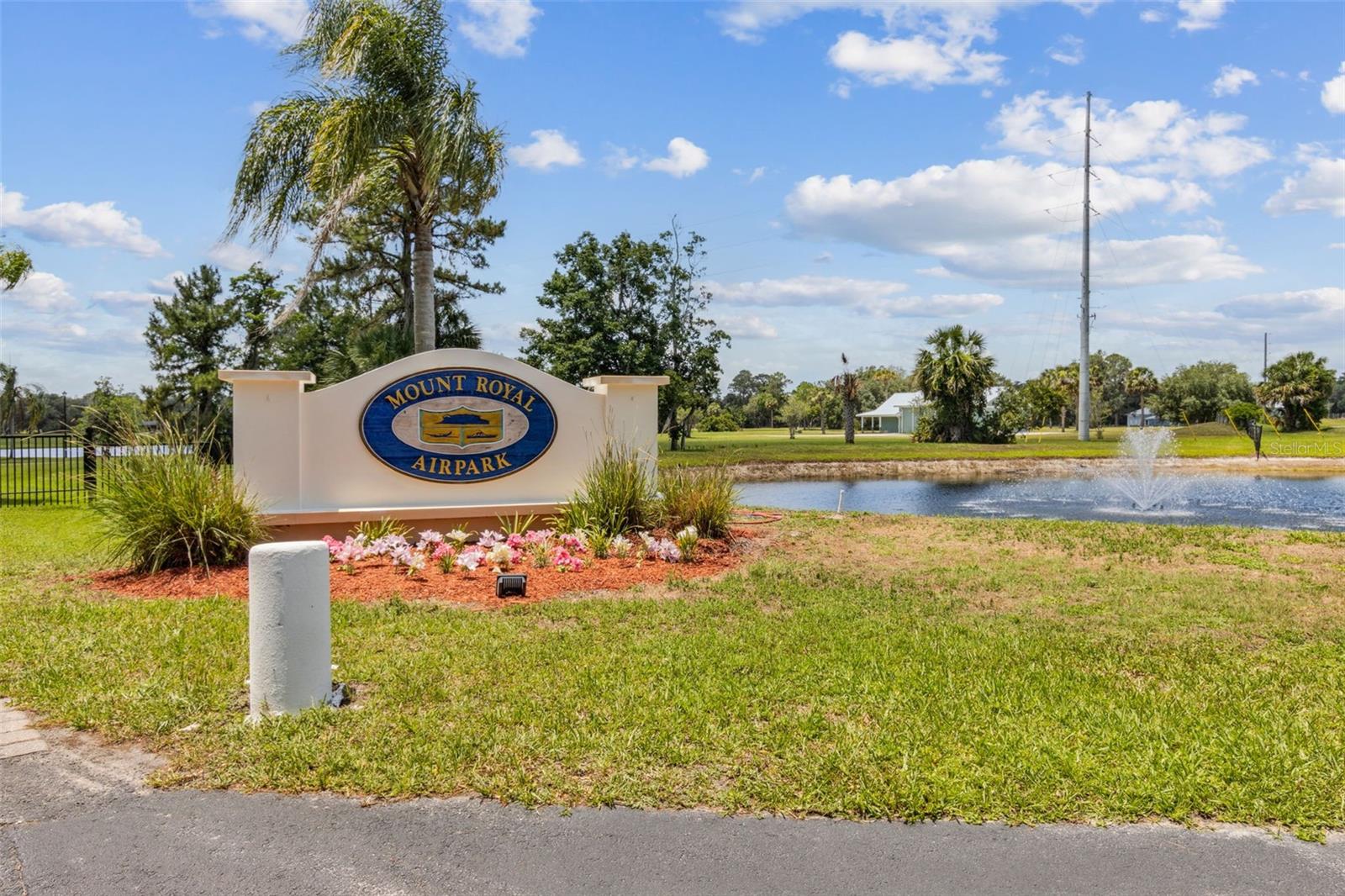 Image 63 of 67 For 166 Mount Royal Avenue