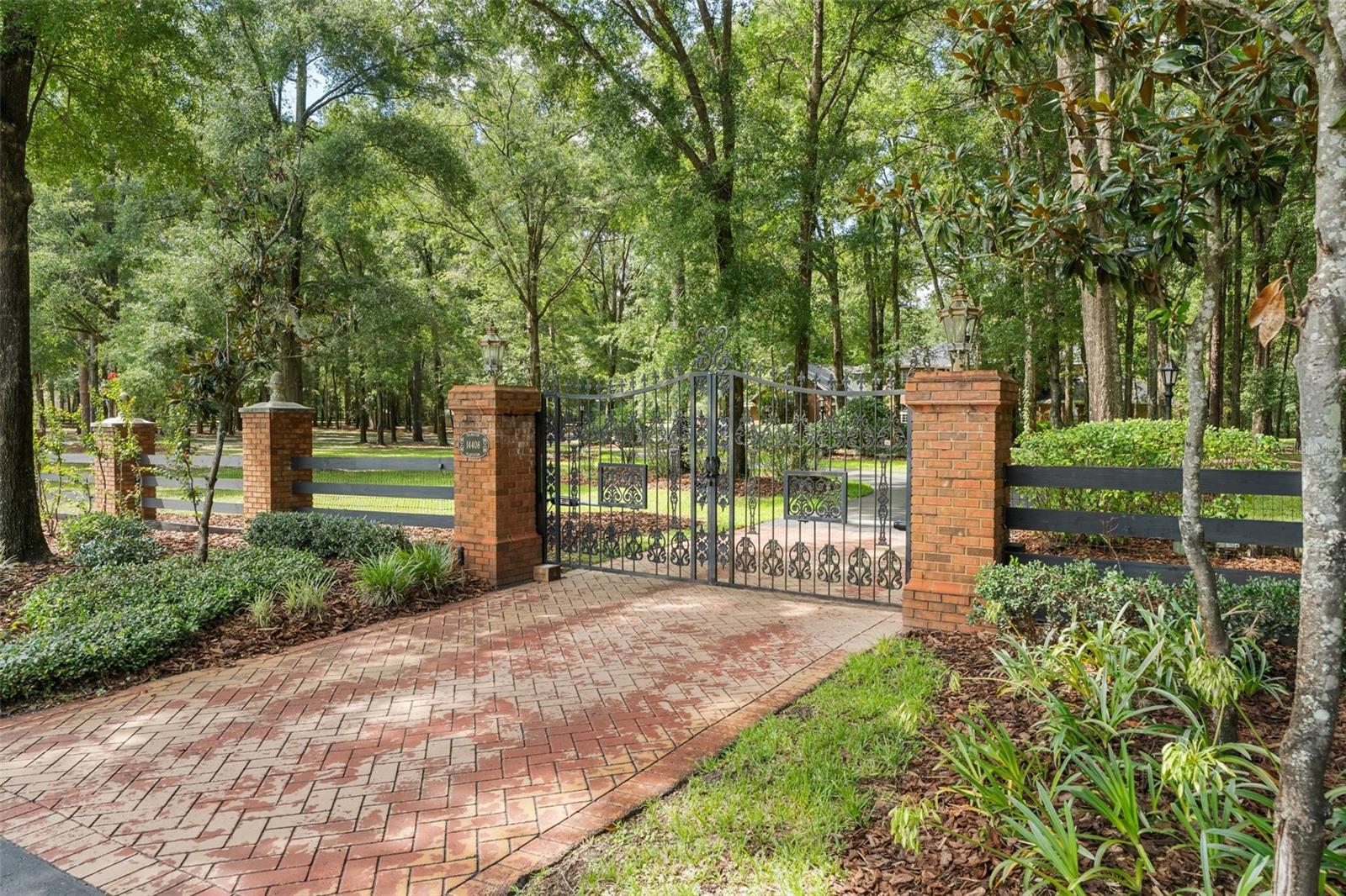 Image 2 of 99 For 14408 50th Place