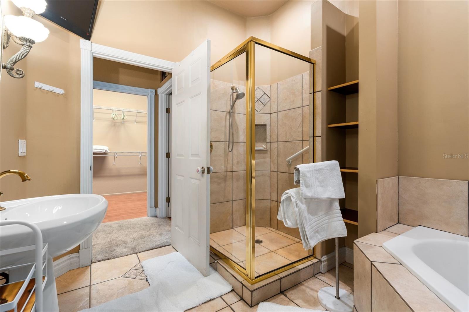 Image 91 of 99 For 14408 50th Place