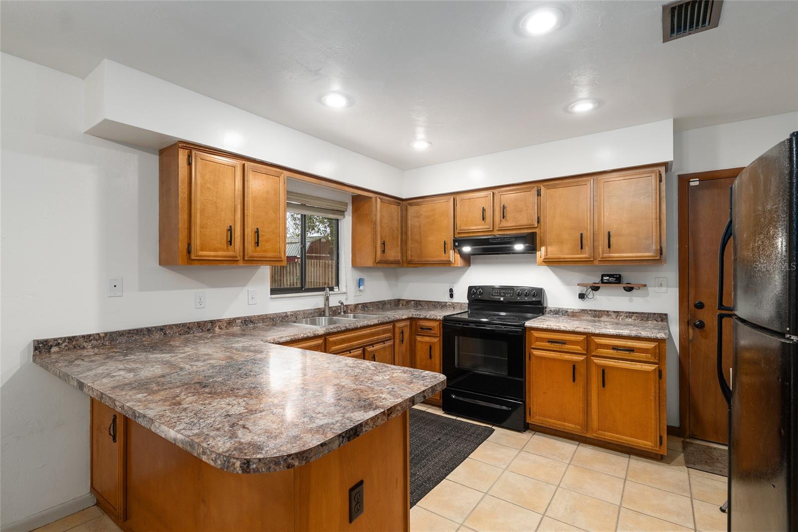 Image 14 of 35 For 5316 80th Terrace