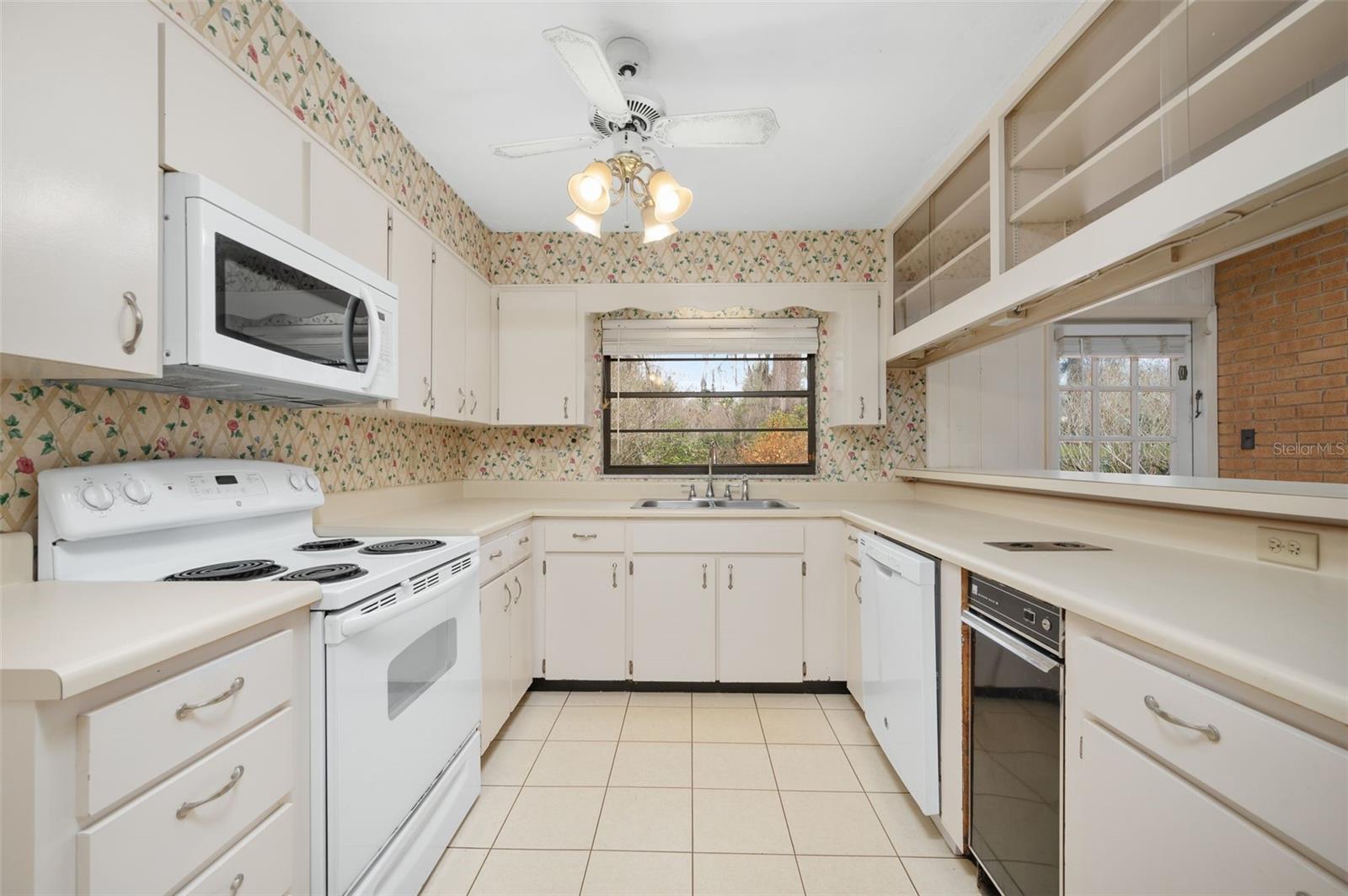 Image 11 of 57 For 412 46th Street