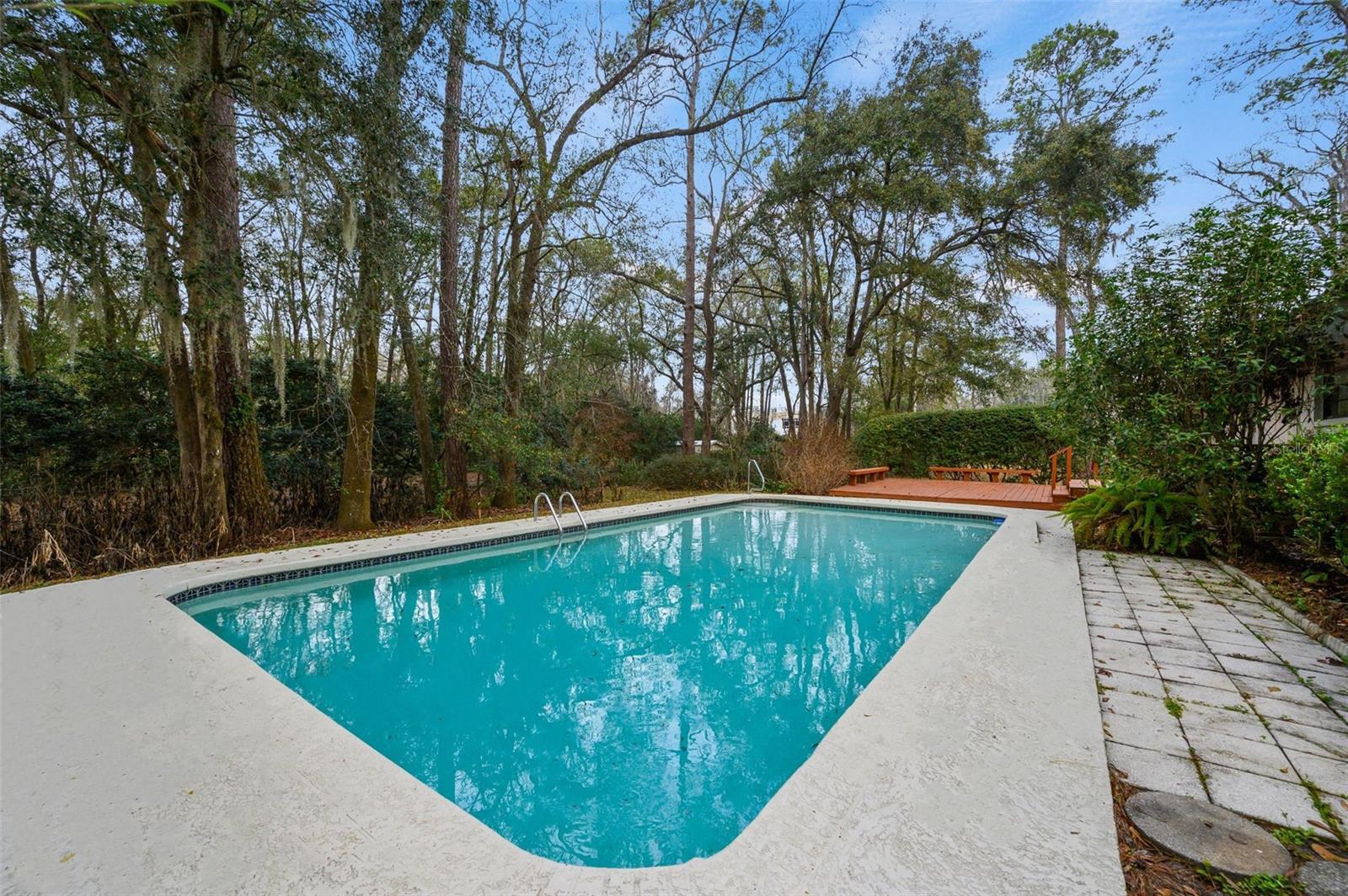 Image 43 of 57 For 412 46th Street