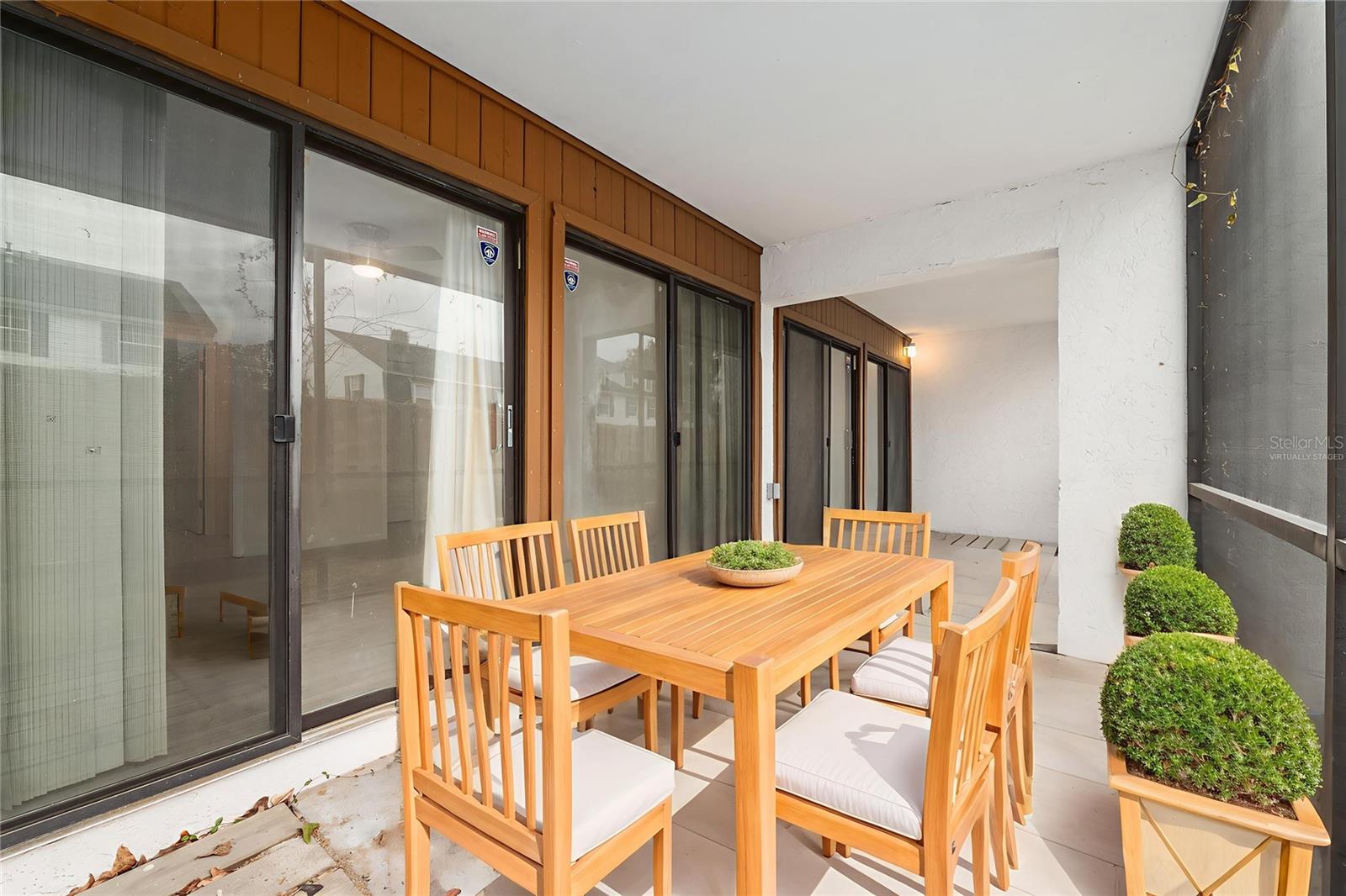 Image 17 of 29 For 1652 16th Street 1652