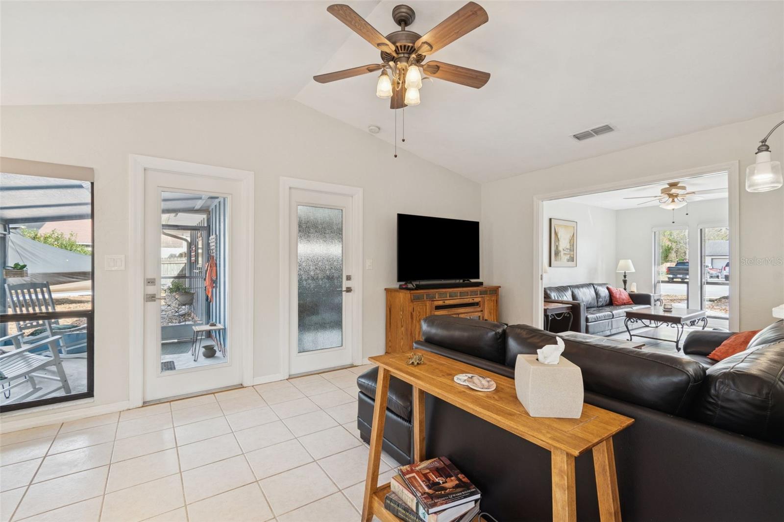 Image 10 of 30 For 6032 32nd Street