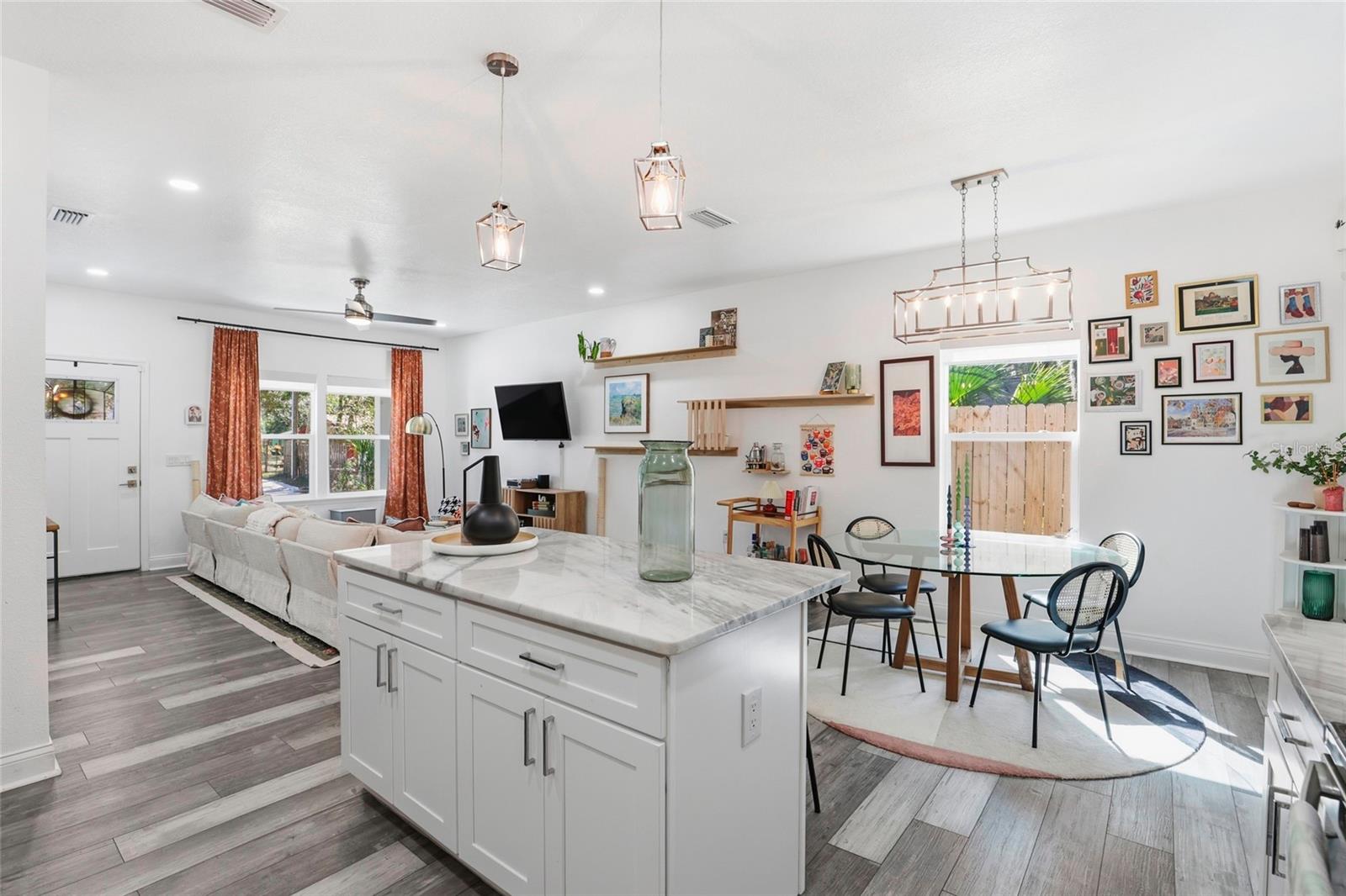 Image 15 of 35 For 318 19th Street