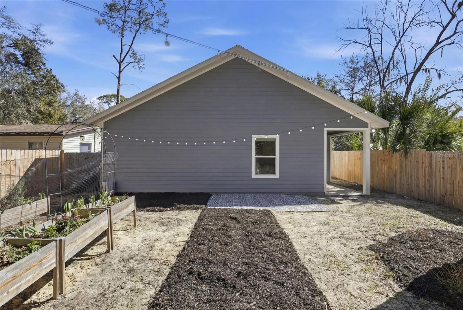 Image 29 of 35 For 318 19th Street