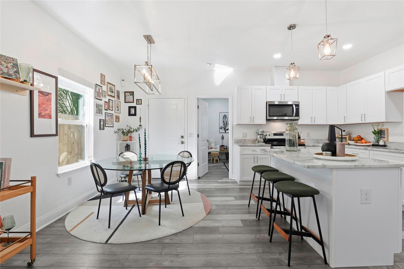 Image 9 of 35 For 318 19th Street