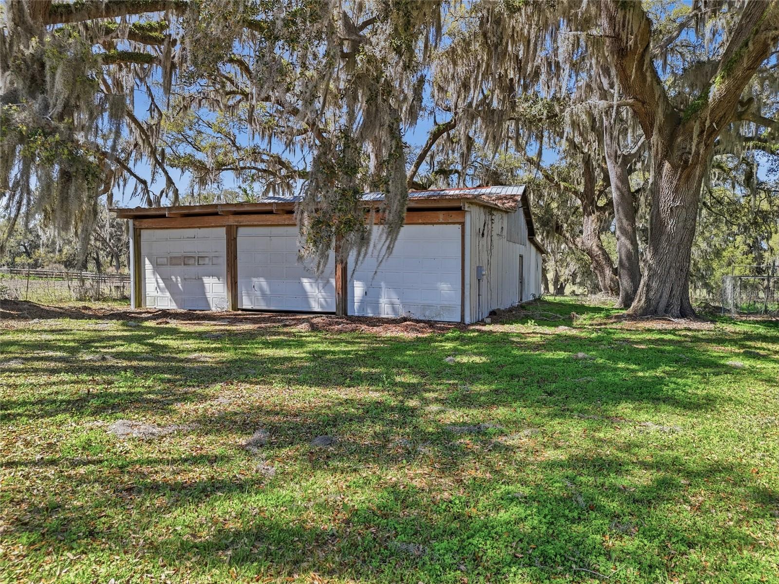 Image 24 of 36 For 462 Fairlington Court