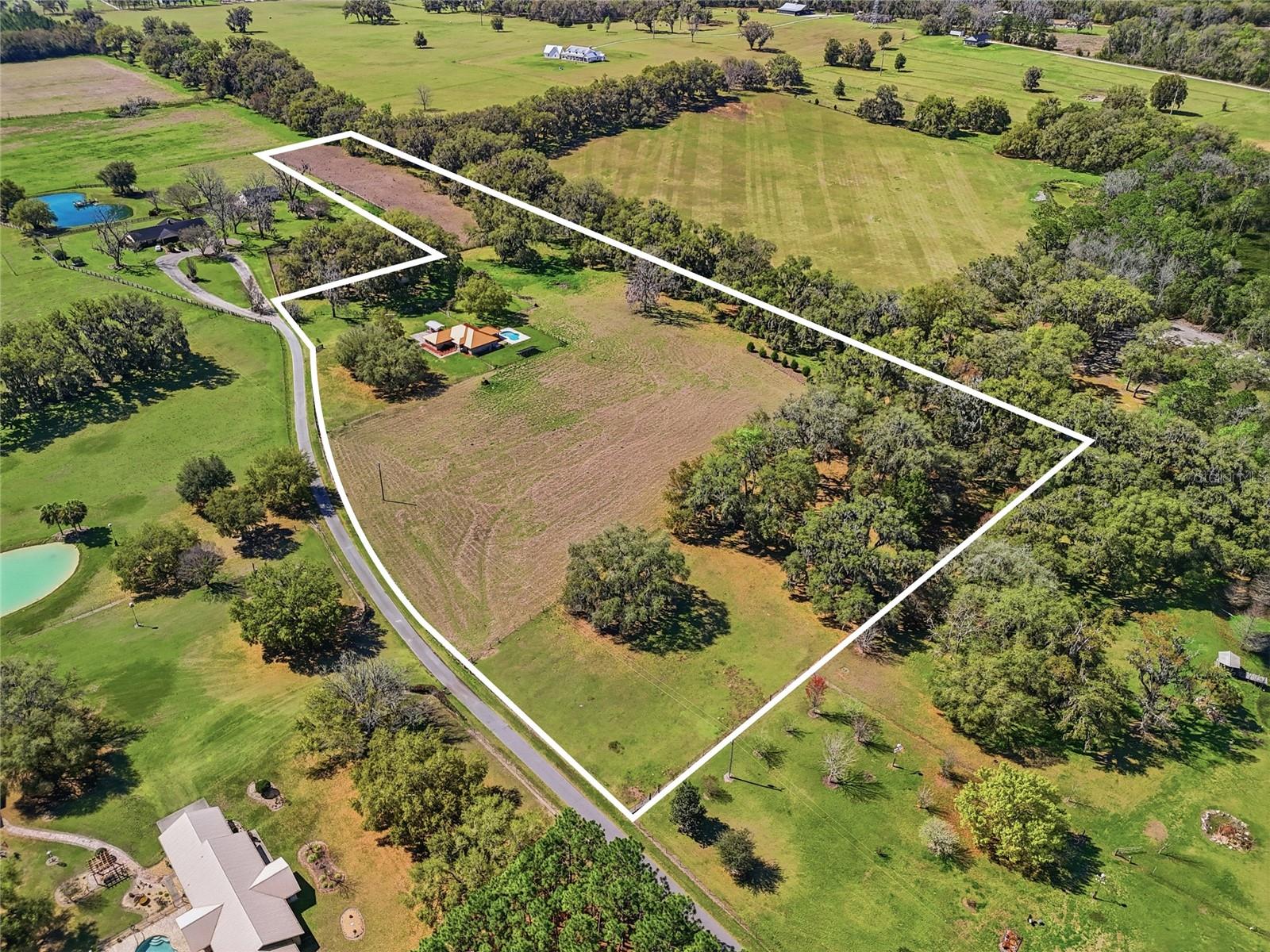 Image 33 of 36 For 462 Fairlington Court