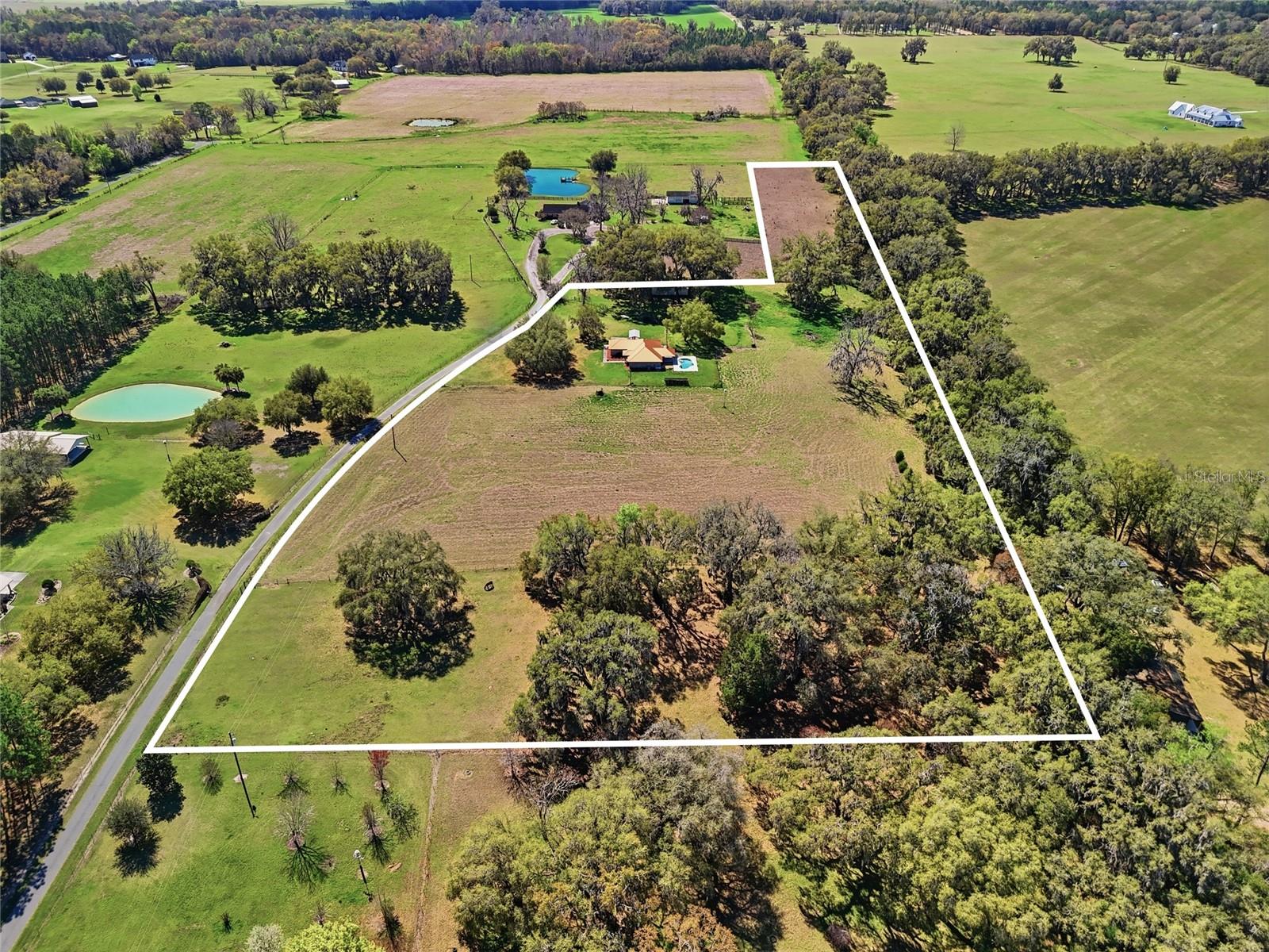 Image 34 of 36 For 462 Fairlington Court