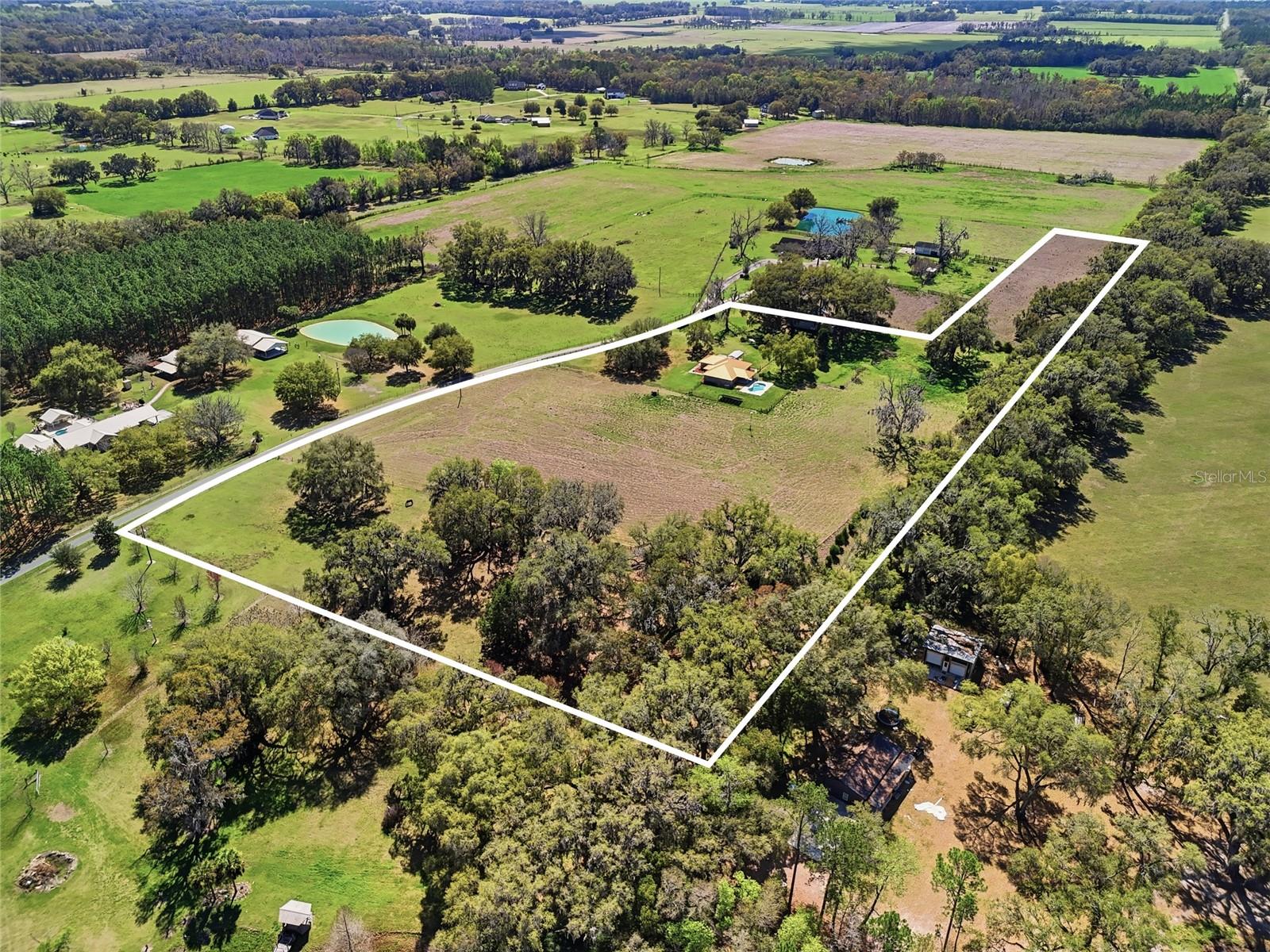 Image 35 of 36 For 462 Fairlington Court