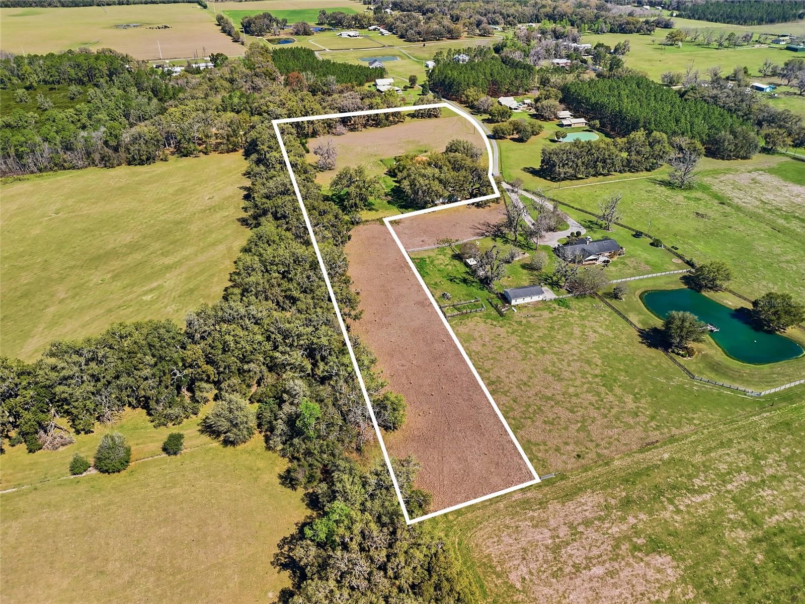 Image 36 of 36 For 462 Fairlington Court