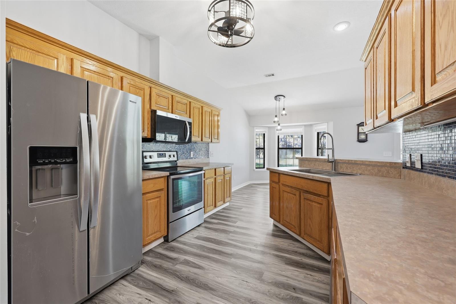 Image 9 of 36 For 462 Fairlington Court