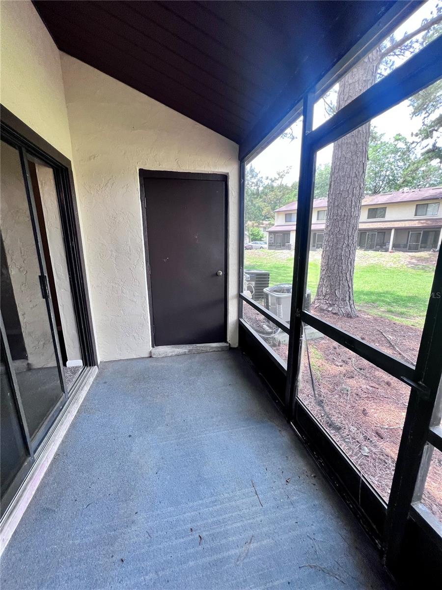 Image 14 of 17 For 2735 35th Place 2004