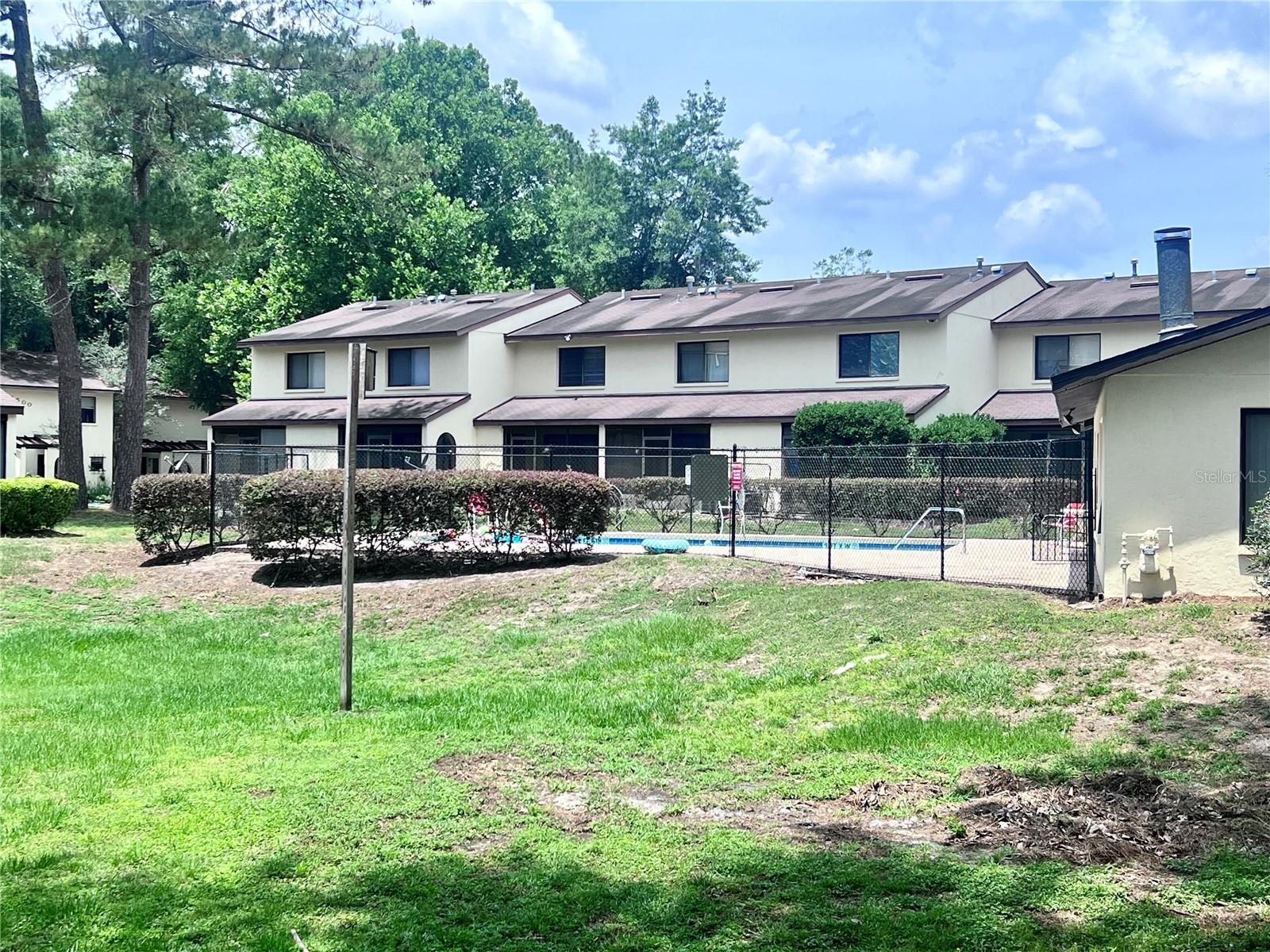 Image 2 of 17 For 2735 35th Place 2004