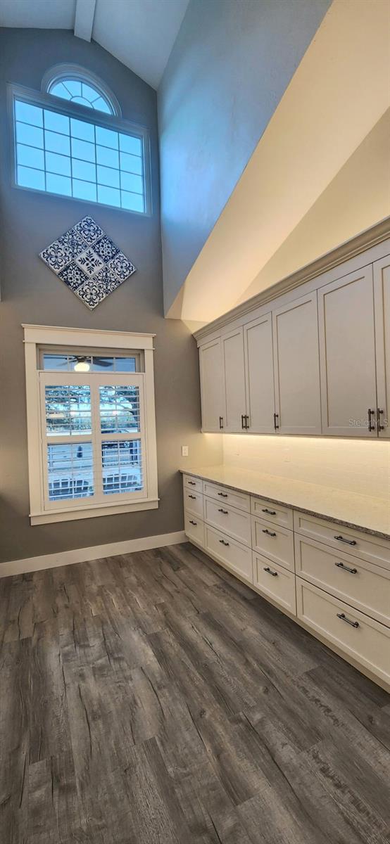 Image 12 of 36 For 15806 103rd Avenue