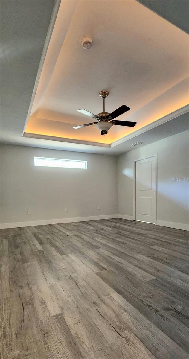 Image 16 of 36 For 15806 103rd Avenue