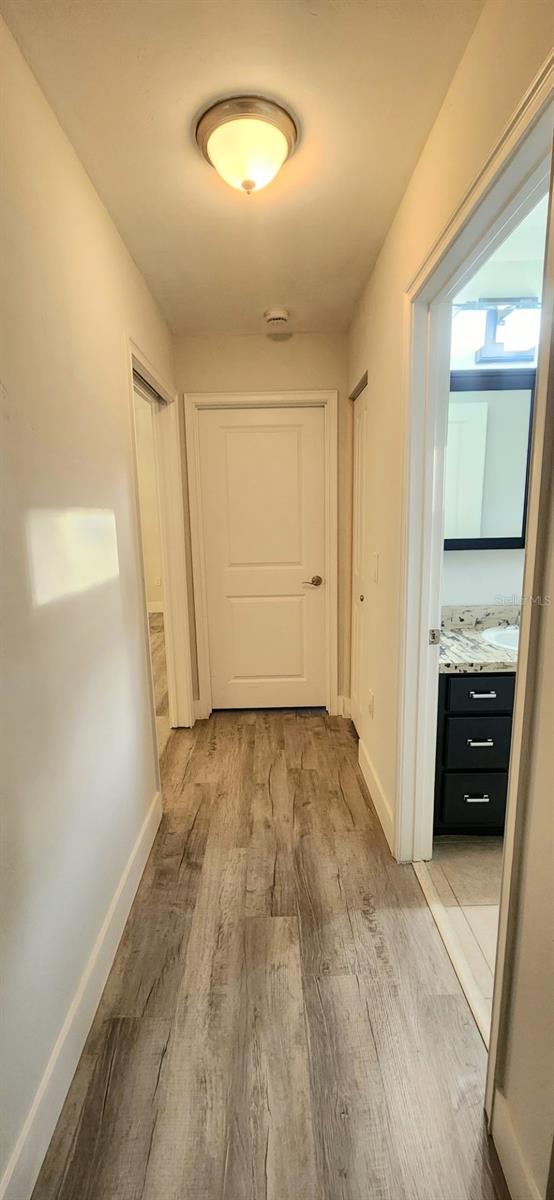 Image 27 of 36 For 15806 103rd Avenue