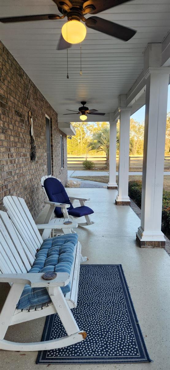 Image 4 of 36 For 15806 103rd Avenue