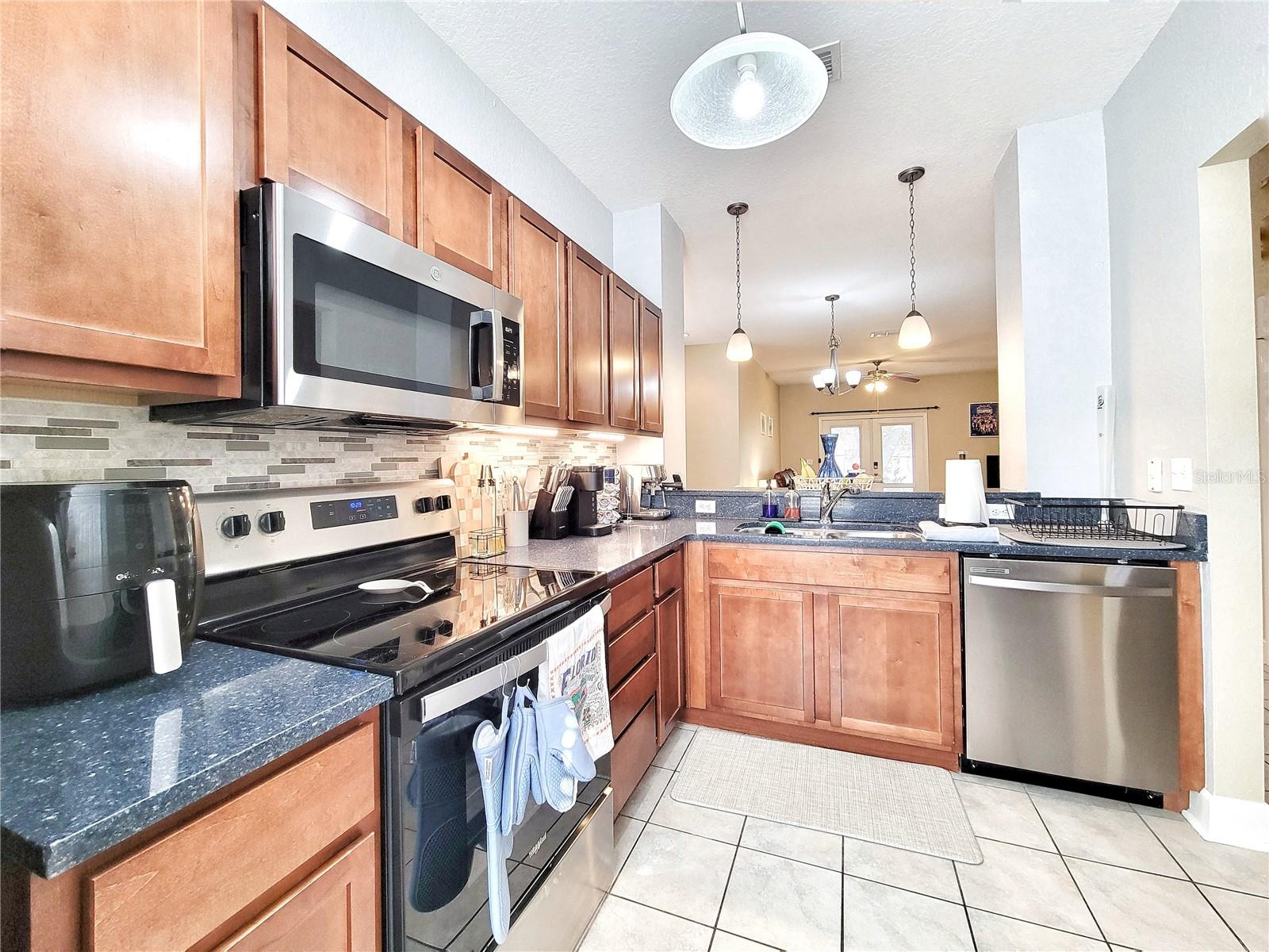 Image 16 of 33 For 2508 35th Place P91