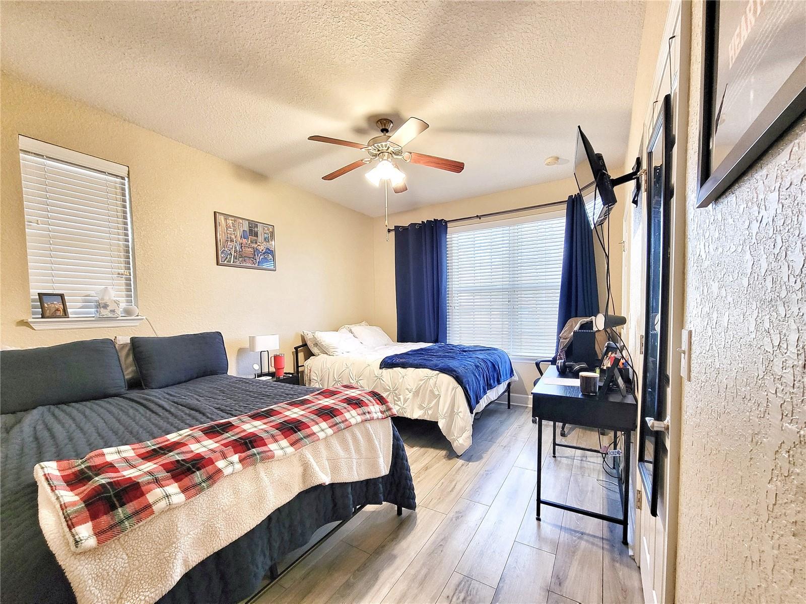 Image 23 of 33 For 2508 35th Place P91