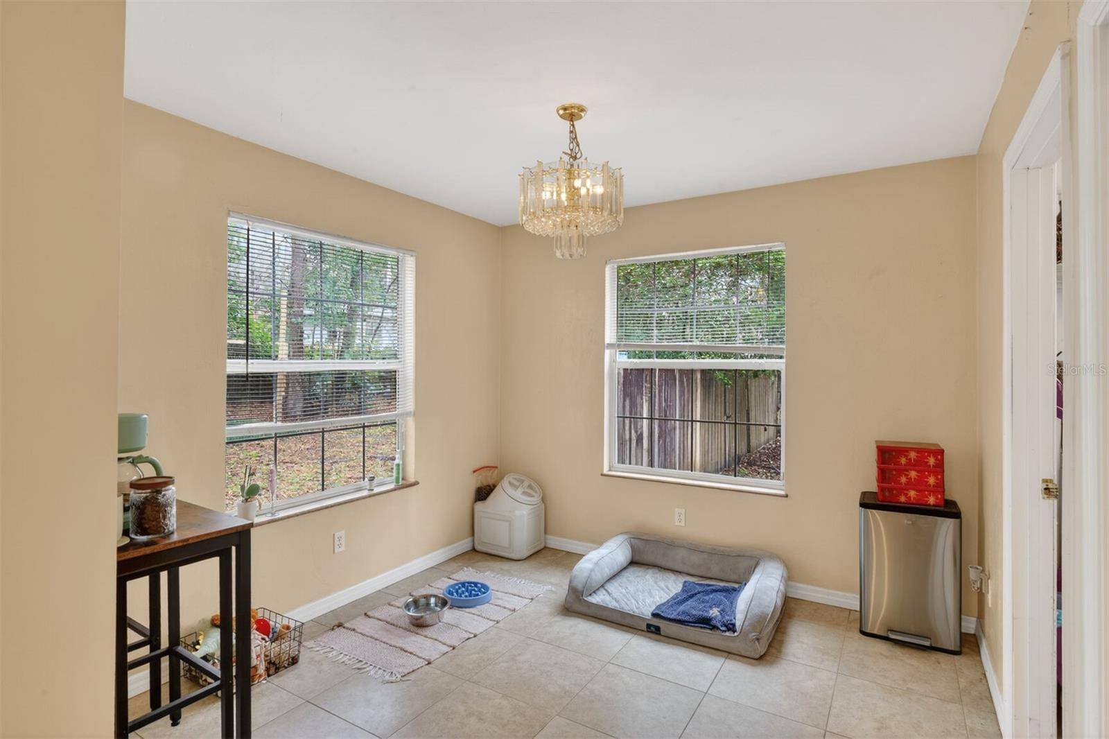 Image 15 of 43 For 305 28th Street