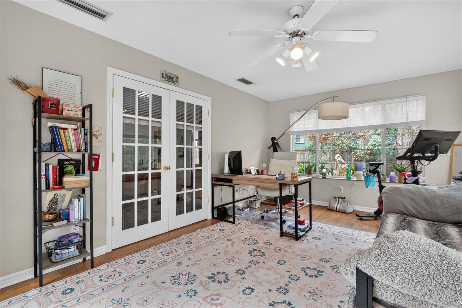 Image 19 of 43 For 305 28th Street