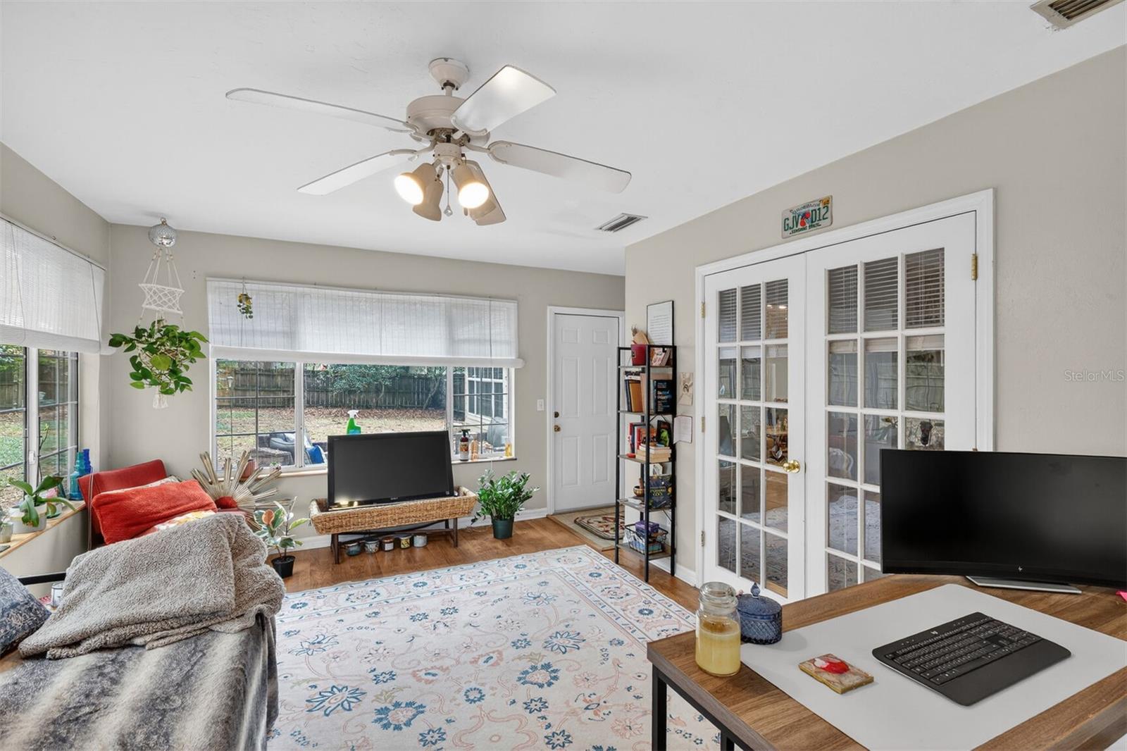 Image 20 of 43 For 305 28th Street