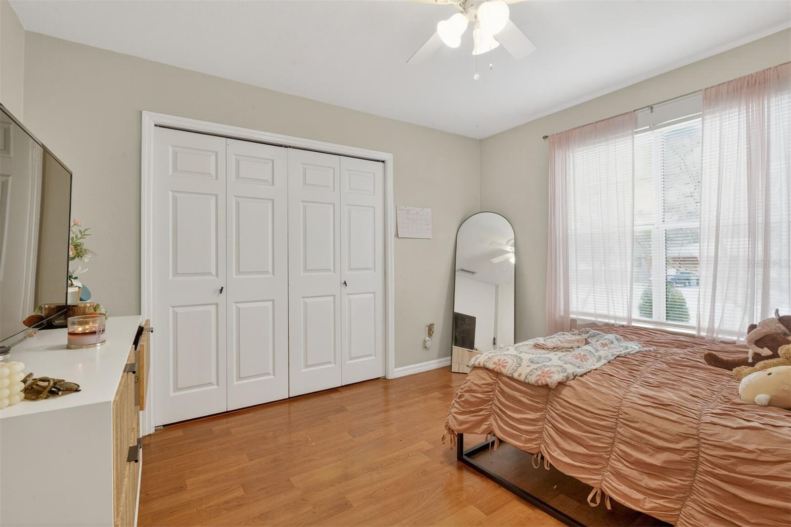 Image 27 of 43 For 305 28th Street