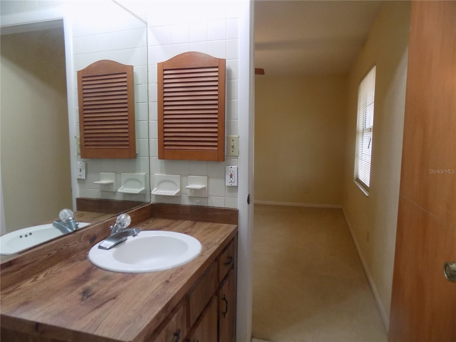 Image 14 of 25 For 4408 44 Place Nw