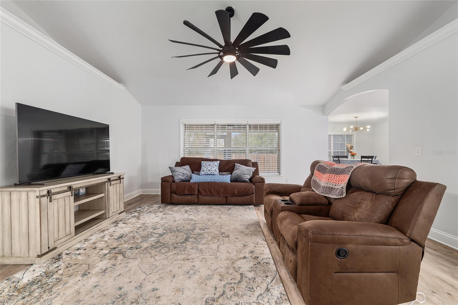 Image 13 of 49 For 944 256th Terrace