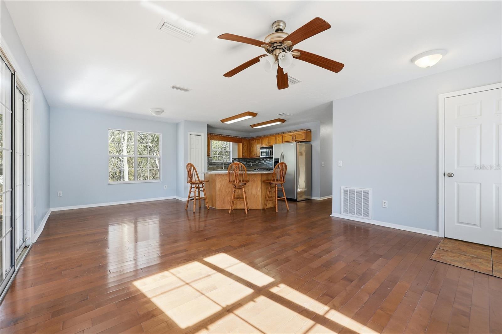 Image 10 of 42 For 18825 229th Drive