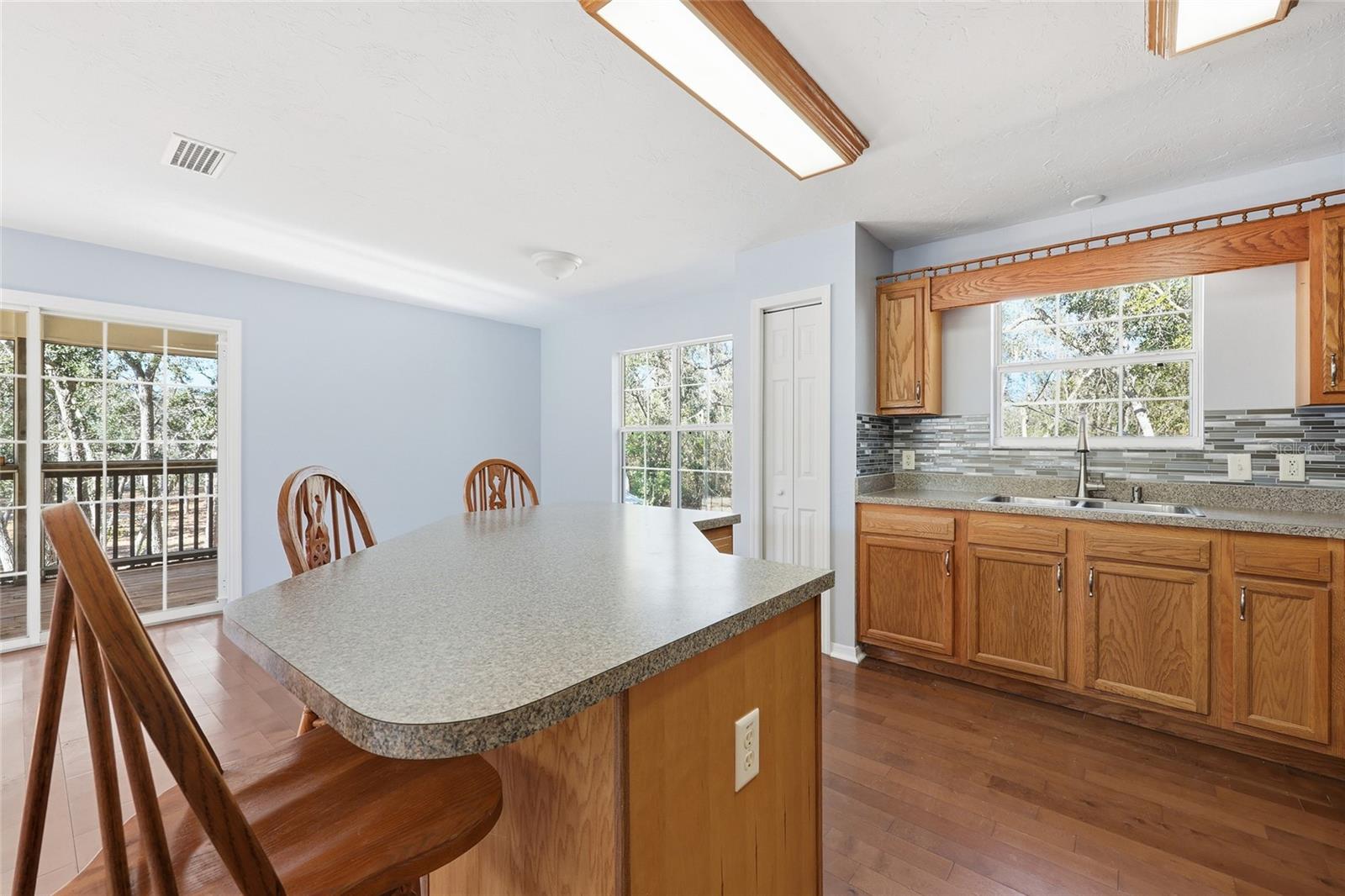 Image 14 of 42 For 18825 229th Drive