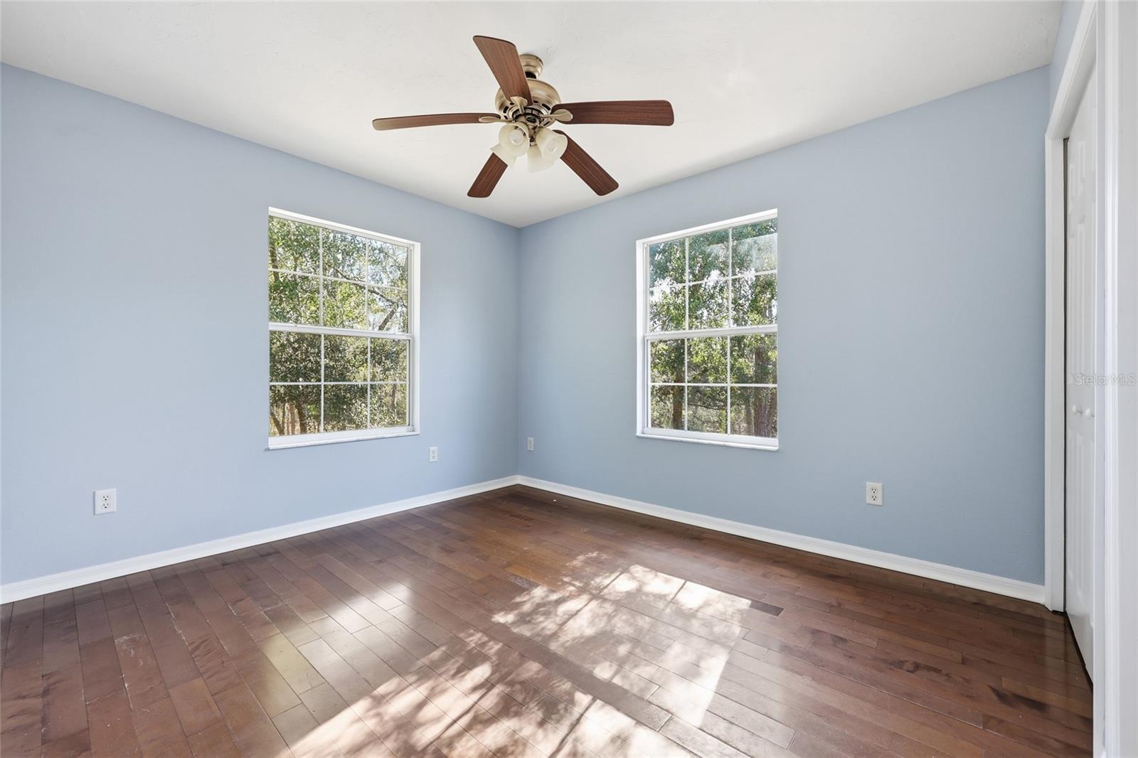 Image 17 of 42 For 18825 229th Drive