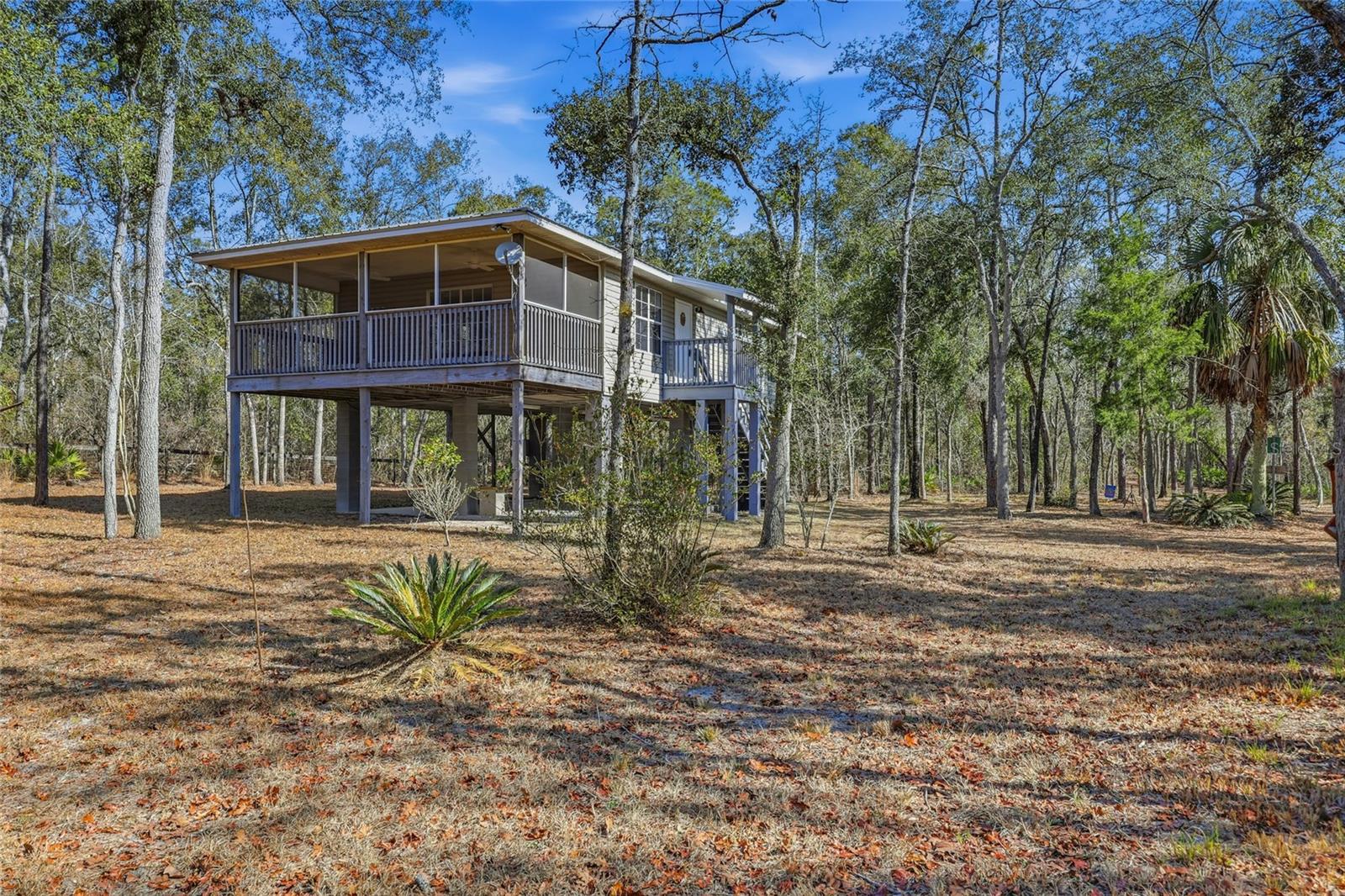 Image 25 of 42 For 18825 229th Drive