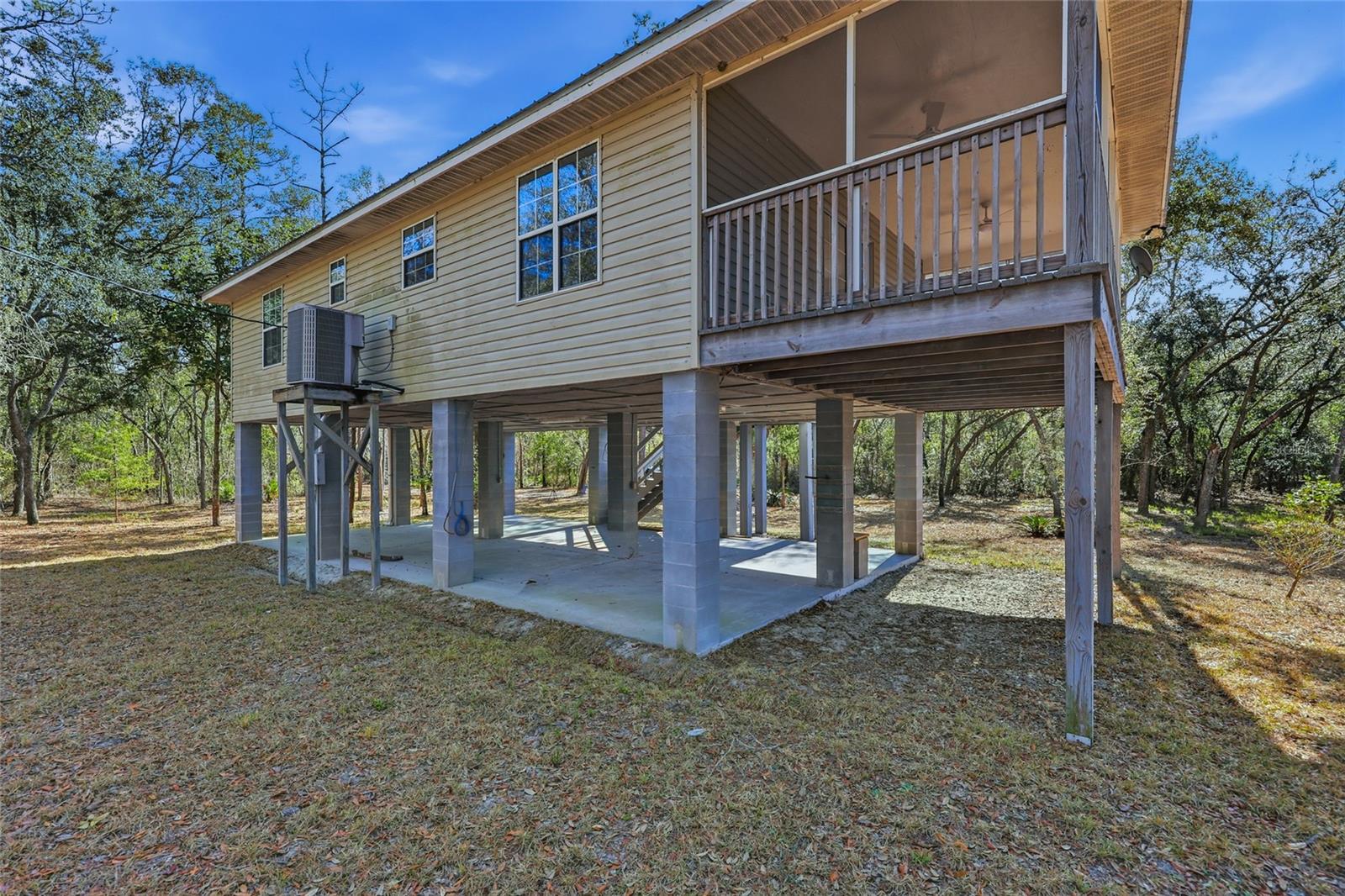 Image 26 of 42 For 18825 229th Drive