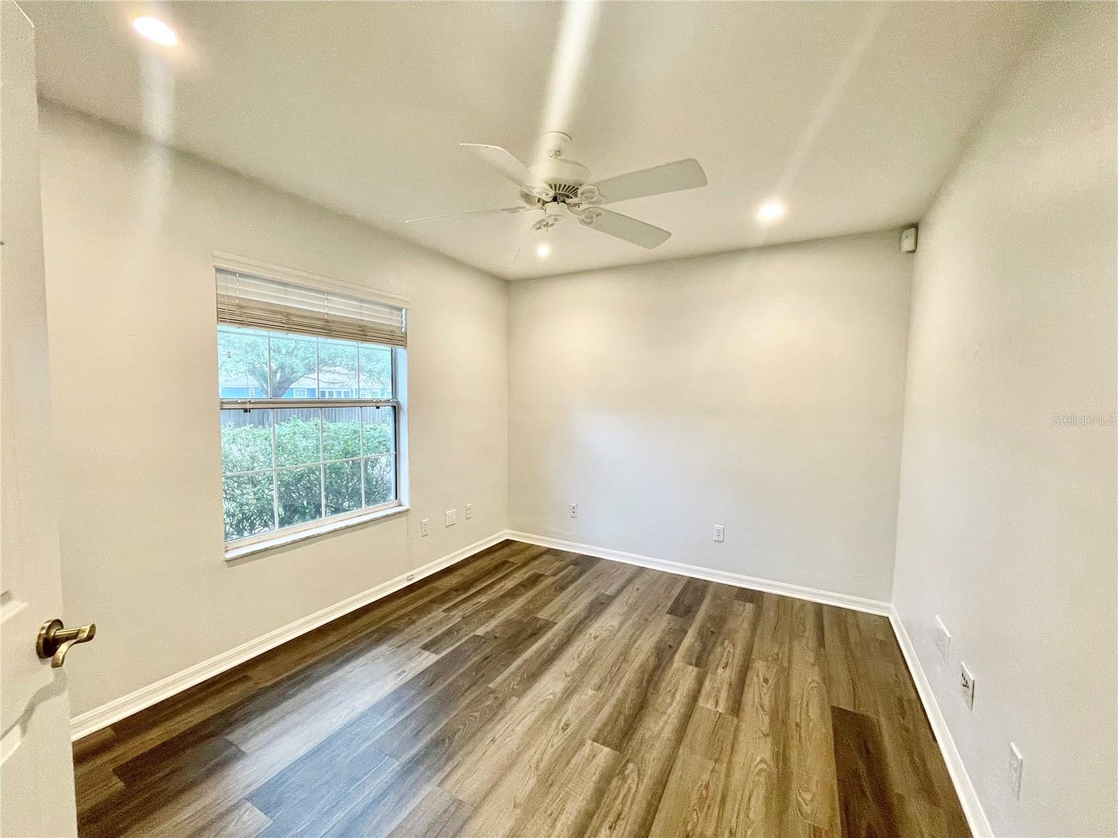 Image 14 of 52 For 8757 20th Lane