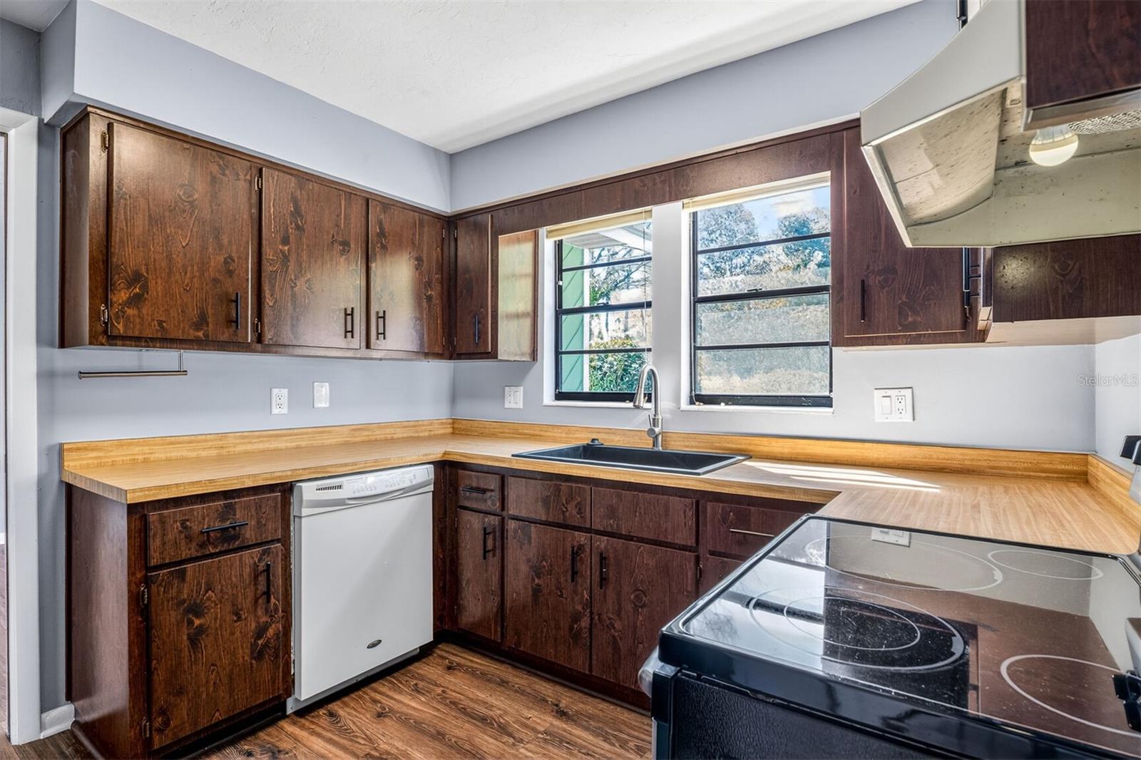 Image 15 of 35 For 7808 53rd Place