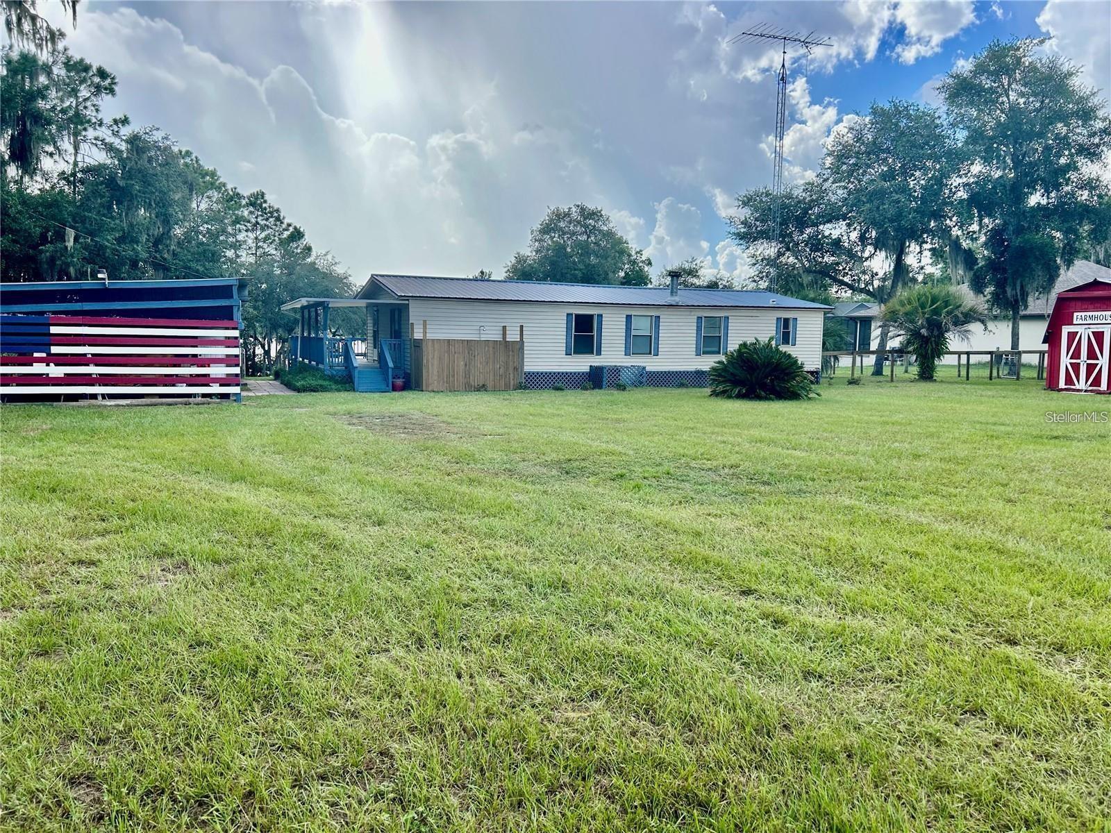 Image 3 of 17 For 243 Star Lake Drive