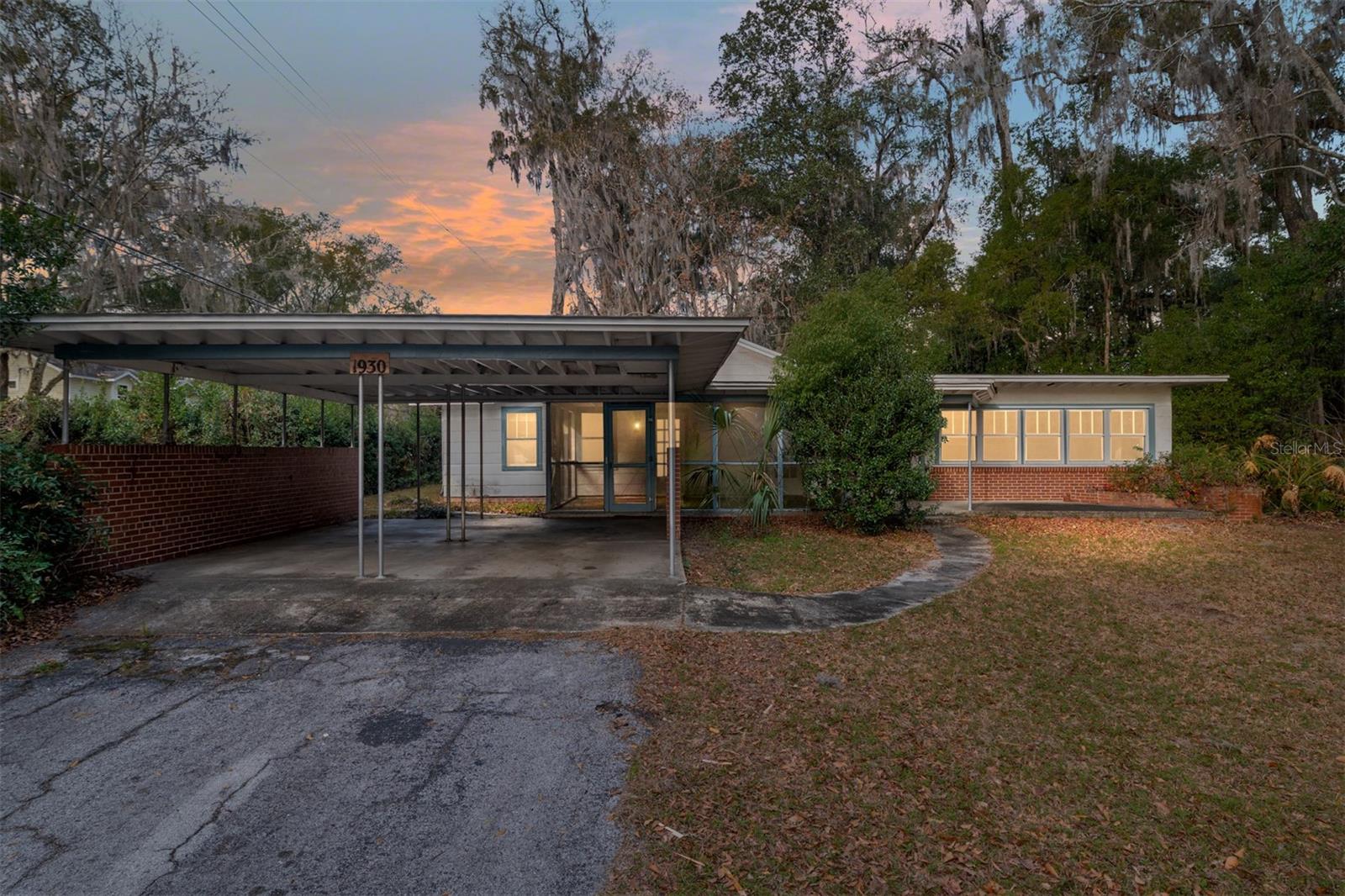 Image 3 of 55 For 1930 8th Avenue