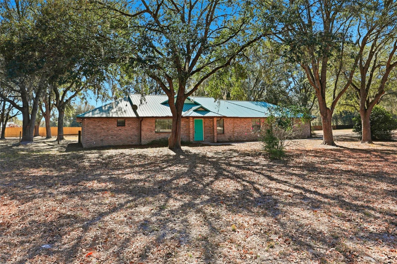 Image 3 of 51 For 534 Thorne Lane