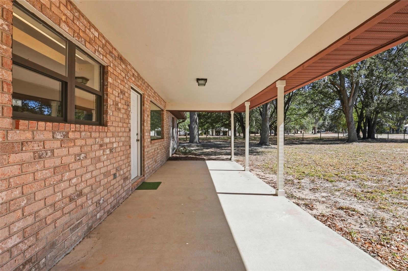 Image 39 of 51 For 534 Thorne Lane