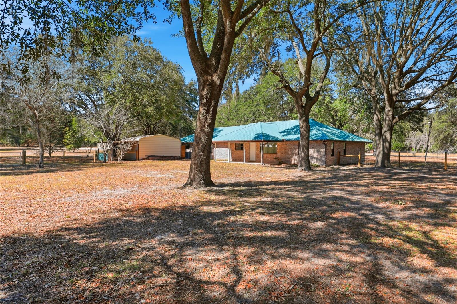 Image 46 of 51 For 534 Thorne Lane