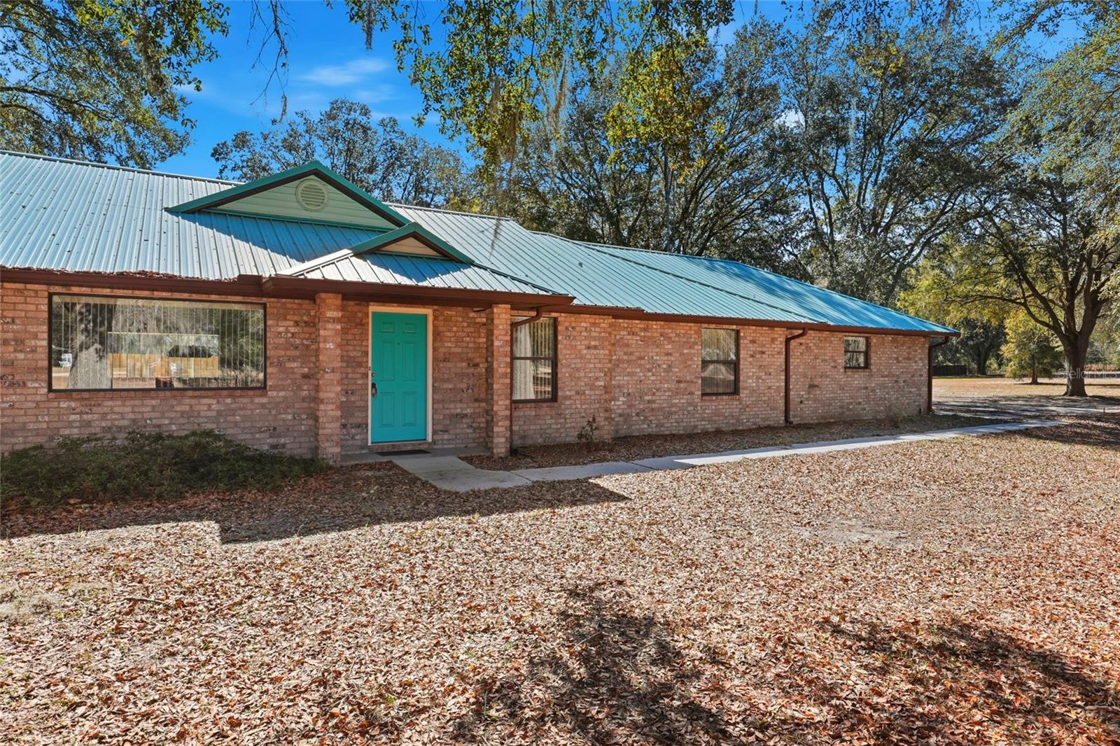 Image 5 of 51 For 534 Thorne Lane