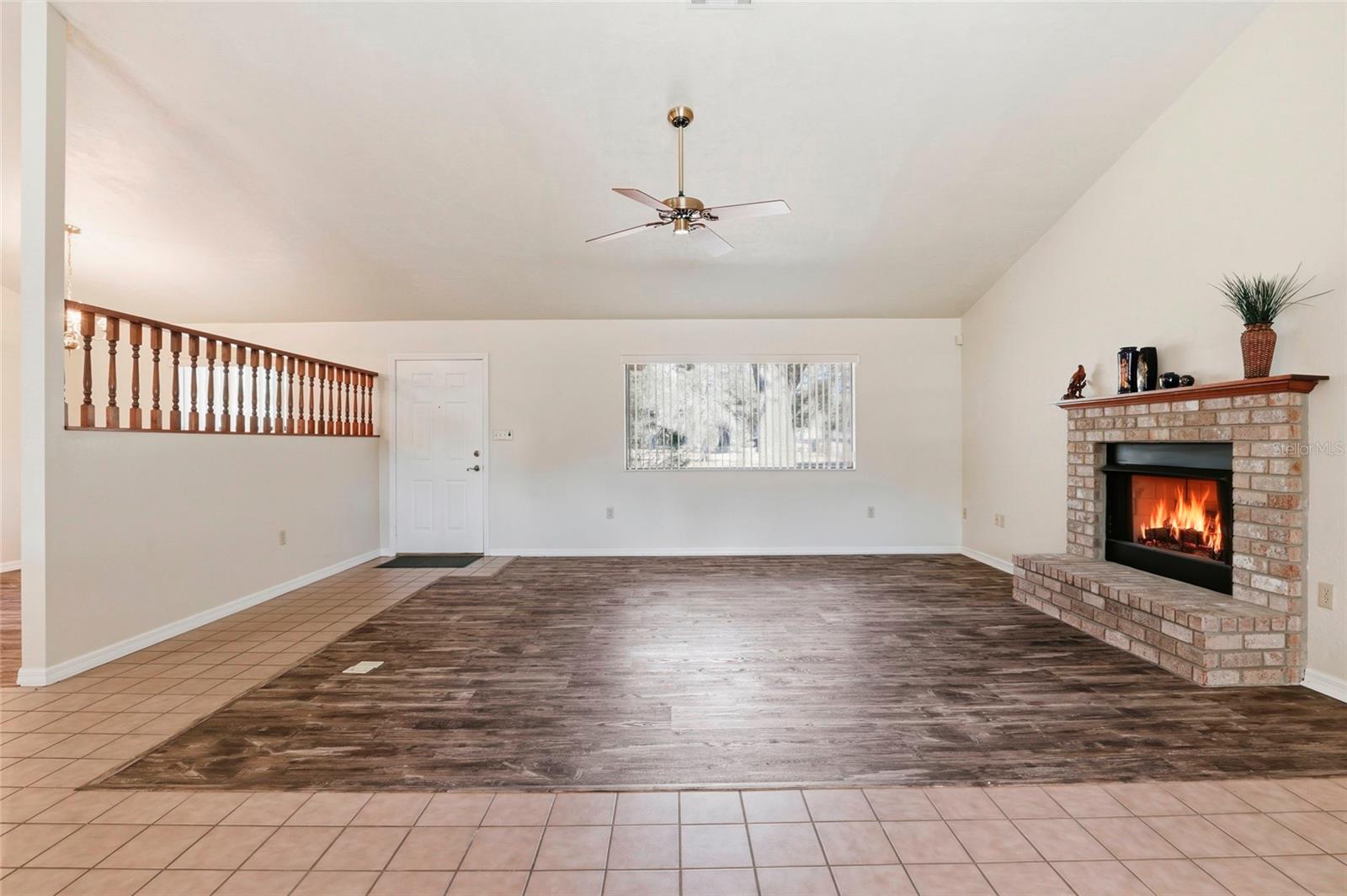 Image 8 of 51 For 534 Thorne Lane