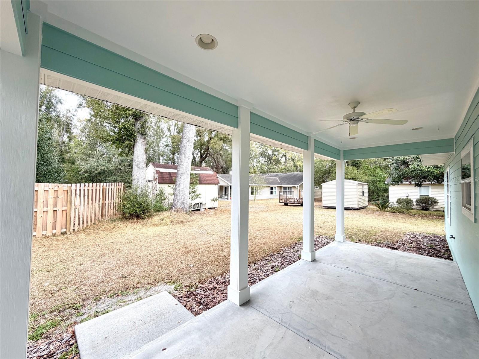Image 14 of 22 For 18254 238th Street