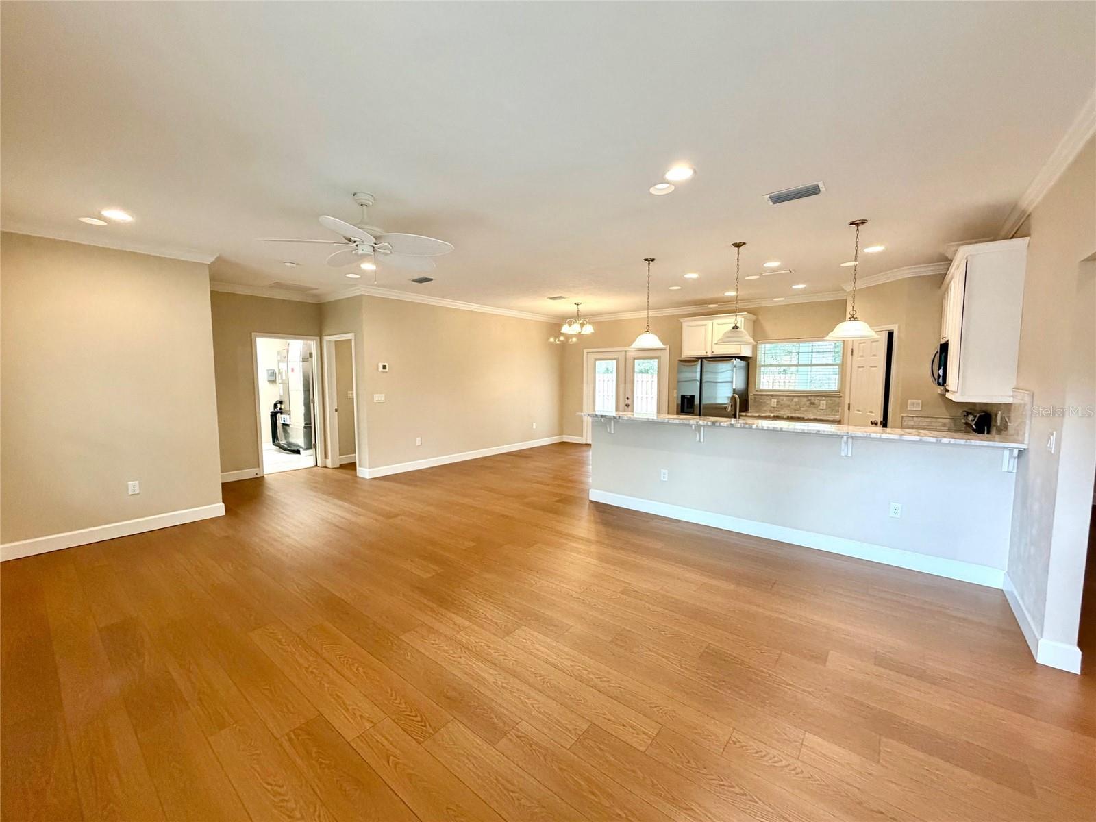 Image 3 of 22 For 18254 238th Street