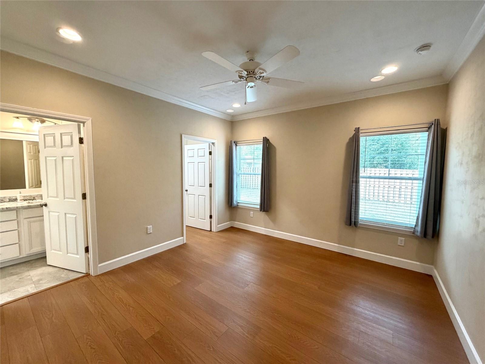 Image 7 of 22 For 18254 238th Street